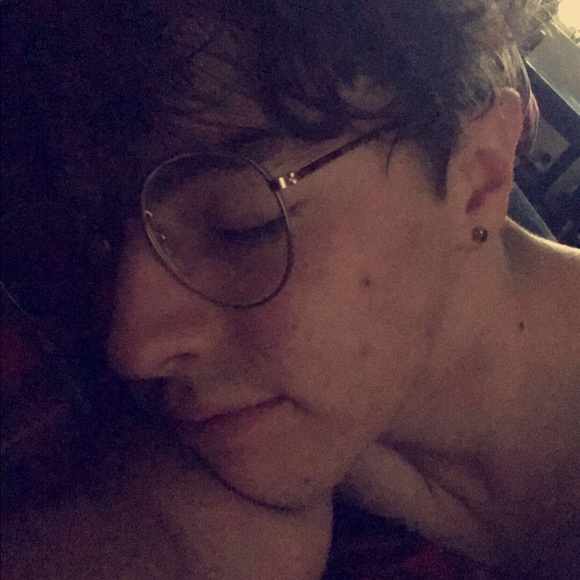 Meet your Posher, Zane - Picture 5 of 5